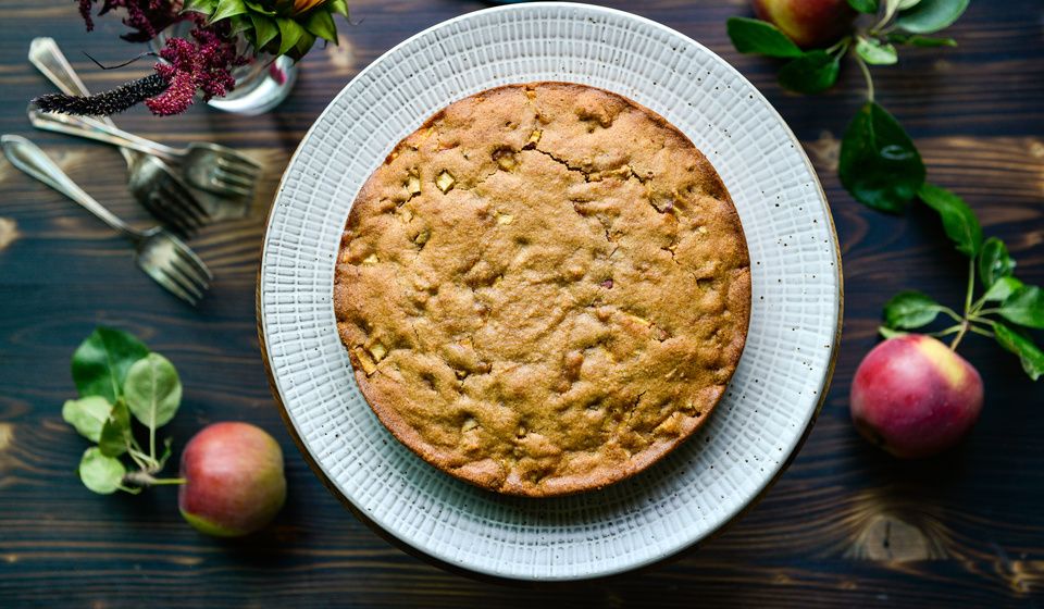 GRAIN-FREE DAIRY-FREE APPLE-WALNUT CAKE-2